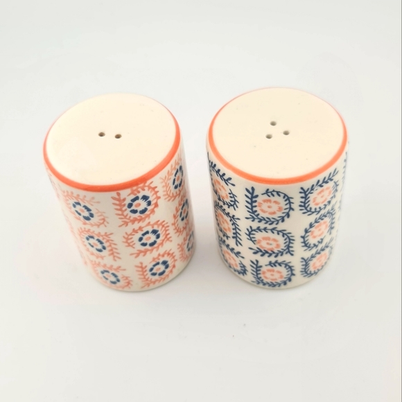 Opalhouse Salt and Pepper Shaker - Picture 5 of 5
